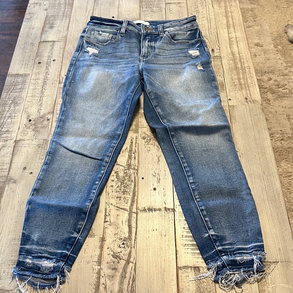 KanCan Light Blue Distressed Ankle Jeans
